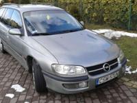 Sprzedam Opla Omege benzyna-gaz.
Rok 1994
Auto posiada ABS, klimatyzacje, el. lusterka, el. szyby, podgrzewane lusterka, el. siedzenia, skórzaną kierownice, hak wbity w dowód, nowe OC oraz przegląd.
Stan oceniam na dobry.