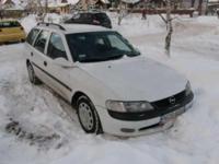 OPEL VECTRA B KOMBI 1.6 BENZYNA Z GAZEM ,AUTOMATYCZNA SKRZYNIA BIEGÓW,KLIMATYZACJA,ABS,CENTRALNY ZAMEK,ORYGINALNE RADIO,4 PODUSZKI POWIETRZNE,RELINGI,SAMOCHÓD W DOBRYM STANIE,SKRZYNIA DZIAŁA IDEALNIE POLECAM