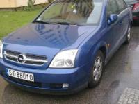 Witam! Sprzedam OPEL VECTRA C zakupione w 2010 roku od pierwszego właściciela, bardzo niski, udokumentowany przebieg. W tym roku wymieniony akumulator, wymieniliśmy tarcze + klocki przód. Auto na stalowych felgach i zimowych oponach. Dokładam 4 alufelgi