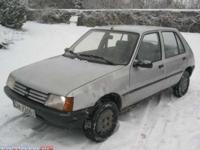 WITAM SPRZEDAM PEUGEOTA 205 1.8 DIESEL W BARDZO DOBRYM STANIE. AUTO POSIADA WAŻNY PRZEGLĄD I OC JEST W CIĄGŁEJ EKSPLOATACJI CENA 1299zł
Rok produkcji: 1990, Pojemność skokowa: 1800