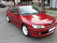 Sprzedam !!!
Samochód marki PEUGEOT 306 S16 GTi6 z silnikiem benzynowym o pojemności 2.0 16v o mocy 167KM.
Przebieg 212000km, kolor lakieru bordowy perła metallic, alufelgi 15" CYCLONE z oponą letnią TOYO PXT1R o rozmiarze 195/50/15, felgi stalowe z oponą