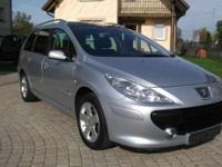 PEUGEOT   307 SW   1.6   HDI    NOWY   MODEL
   Rok produkcji: 2005
==100%   BEZWYPADKOWY==
SAMOCHÓD JEST SPROWADZONY I PRZYGOTOWANY DO ZAREJESTROWANIA
Wyposażenie:
- KLIMATRONIC (SPRAWNY)
- 6 x AIR BAG
- 2 x ELEKTRYCZNE SZYBY
- ELEKTRYCZNE LUSTERKA