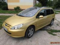 Mam do sprzedania samochód marki Peugeot 307 SW (wersja siedmioosobowa). Samochód posiada bogate wyposażenie, m.in.: klimatyzację, alufelgi, wspomaganie kierownicy, panoramiczny dach, komputer pokładowy, Radio+CD, ABS, poduszki powietrzne, lakier metalic,