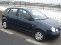 Witam.Mam do sprzedania piękne Polo o poj.1.2 z 2004 r.Samochód 100% bezwypadkowy,kupiony w polskim salonie,cały czas garażowany,posiadam pełną dokumentację z salonu oraz książkę serwisową,Polo od nowości używane tylko przez jednego właściciela.Stan