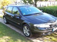 Witam.
Sprzedam Renault Laguna Grandtour 1,9 dCi (120 kM) 2005 r.
Stan techniczny oceniam na bardzo dobry. Auto w czerwcu przeszło gruntowny przegląd podczas którego wymieniono m.in. oleje, filtry, płyny, paski, rozrząd z pompą wody, nabito i ozonowano