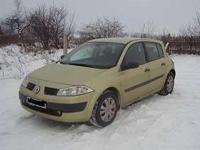 Witam sprzedam Renault Megane2 2003/2004 1.5dci po wymianie rozrządu i oleju.Zarejestrowana,opłacona,ważny przegląd i oc.wszystko sprawne stan bardzo dobry.
książka serwisowa
sensor deszczu
sensor zmierzchu
6airbagów
4el.szyby
2el.lusterka i podgrzewane