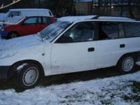 Do sprzedania samochód opel astra, rok prod. 1995, pojemność 1,6, kombi.
Wyposażenie: 2xpoduszka powietrzna, szyberdach, przyciemniane szyby tylne, podgrzewana tylna szyba, radio, welurowa tapicerka, relingi. Posiadam go od października 2010r., kupiony od