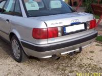 Sprzedam AUDI 80, srebrny metalik, rok produkcji 1993, benzyna + LPG, pojemność 2.0, szyberdach, centralny zamek, elektrycznie sterowane lusterka, po wymianie parownika, kopułki, palca i kabli, jak również łożysk we wszystkich kołach, immobilaiser,