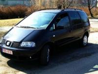 Witam posiadam na sprzedaż Seata Alhambrę, rok produkcji: 2 005, poj. silnika: 1 900 cm3, paliwo: Diesel ,posiada książkę serwisową oraz dwa kluczyki. Ma bardzo dobre wyposażenie, 6-cio stopniową skrzynie biegów. ABS, hak, el. szyby, el. lusterka,