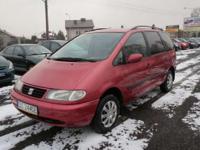 Bardzo ładny Seat Alhambra z najlepszym silnikiem 1.9 TDI -110KM. Autko w full opcji posiada:
-Climatronik
-6xElektryczne szyby
-Tempomat
-
-Podgrzewana przednia i tylna szyba
-Abs
-Centralny zamek
-Radio CD/Mp3
-Wspomaganie kierownicy.
-Przyciemniane