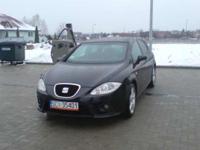 Witam mam do sprzedania samochód marki Seat Leon II 1.9TDI czarny metalik,5-cio drzwiowy,hatchback w bdb stanie technicznym i wizualnym.Przebieg 106000km.W kraju od 2009 roku.1 właściciel w Polsce.Środek czysty i niepodarty.Silnik pracuje równo,nie ma