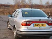 Sprzedam lub zamienię Seata Toledo II 1,9 TDI 110 KM w praktycznie pełnej opcji bez skór. Posiada:
- Climatronic w pełni sprawny
- ABS
- kontrole trakcji
- 4 elektryczne szyby z domykaniem z kluczyka
- elektryczne, podgrzewane, składane lusterka
-