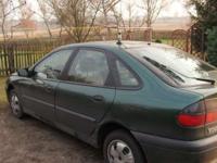 Mam do sprzedania renault laguna 1.8 benzyna z 1994r.Kolor auta ciemna zieleń.
Auto posiada:centralny zamek,halogeny,el.szyby przód,wpomaganie,welurowa tapicerka.Auto ubezpieczone,przegląd ważny do października 2013r.