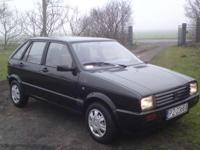 Witam, sprzedam seat ibiza, czarny, hatchback, 1.2 benzyna, 5 drzwi, przebieg 111 tys. km, skrzynia biegów manualna (44kW). Ubezpieczenie ważne do czerwca 2013, badanie techniczne ważne do lipca 2013, zarejestrowany,sprawny, gotowy do jazdy. Wszelkie