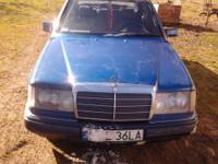 sprzedam mercedesa w124 auto ma peknieta mise atak pozatym sprawne