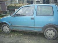 Sprzedam Fiat Cinquecento 900
rok prod 93
szyber dach,ele szyby,centralny zamek,uchylne tylne szyby,
ubezpieczenie do końca listopada,przegląd jeszcze pół roku ważny
zrobione sprzęgło(nowy docisk,tarcz,sprzęgło)
wymieniony olej,nowy filtr oleju,zrobione