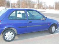 Sprzedam Ford Fiesta rok produkcji 1995.Auto po wymianie filtrów oraz oleju.Ważne badania techniczne oraz OC do listopada 2013 roku.Auto w dobrym stanie technicznym ,bez śladów korozji,nie wymaga wkładu finansowego.