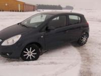 Sprzedam OPEL CORSA D 1.2 2010R. Auto ma bardzo maly przebieg zaledwie ...38000km. Wyposażenie; el szyby, el lusterka, klimatyzacja, centralny zamek, radio+CD, wspomaganie kierownicy, komputer, tempomat, kierownica wielofunkcyjna, 6 poduszek powietrznych,