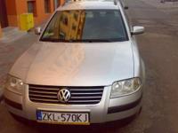 Vw Passat 1,9 tdi 2003r 101km przebieg 205000
-klima
-4 poduszki
-abs. eps
-klimatyzowany schowek
-el szyby
-el lusterka podgrzewane
-pełen komputer
-wspomaganie kier
- i wiele innych bajerów
cena do uzgodnienia