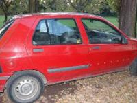 Do sprzedania czerwony Renault Clio 1.4, pięciodrzwiowy, Wrocław.
W ciągłej eksploatacji po Wrocławiu, przebieg 197 tyś.km, aktualny przegląd techniczny do IV.2013r, aktualne ubezpiecz.OC, wspomaganie kierownicy, szyberdach.
Wymienione są przednie