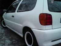 Sprzedam/zamienie Vw polo 6N. Sprowadzony do Polski w 2010 roku. Opony zimowe, przyciemnione szyby regulacja kierownicy lusterek. Atrakcyjny wygląd. Wiecej info pod numerem telefonu