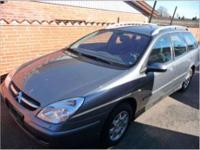 WITAM SERDECZNIE MAM DO SPRZEDANIA PIĘKNEGO CITROENA C5 2.0-16v Z 2001r. PIĘKNE RODZINNE KOMBI Z PEŁNĄ OPCJĄ WYPOSAŻENIA. SILNIK MA PRZEJECHANE 183tys. PRACUJE BEZ ZARZUTÓW, KLIMATYZACJA DWU STREFOWA W PEŁNI SPRAWNA, ZAWIESZENIE HYDRAULICZNE Z FUNKCJĄ