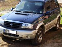 Sprzedam:
Suzuki Grand Vitara
Rok produkcji 2004
Samochód w pełni sprawny, zadbany.
Napęd 4x4 , reduktor, hak.
W sierpniu b.r. wymienione zostały: olej, filtry, klocki i tarcze hamulcowe, akumulator, alternator.
Komplet 4 opon zimowych w dobrym stanie.