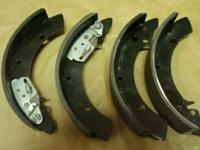Witam ! Oferuję w sprzedaży komplet szczęk na tył do samochodu Lublin 3,5 tony.Szczęki kompletne z samoregulatorami i na dwie strony.Szerokość szczęki 70 mm.Możliwa wysyłka towaru lub odbiór osobisty.
Sklep czynny od 8,30 do 17 sob.9-13
Zapraszam.