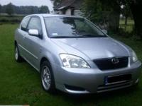 Witam.
Przedmiotem aukcji jest Toyota Corolla wersja sol 2002/2003r.Zakupiona w polskim salonie Toyota Bielany w Warszawie.Samochod na bieżąco serwisowany w Aso,mozliwe sprawdzenie historii auta oraz autentyczności przebiegu w dowolnie wybranym salonie