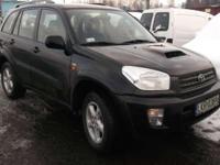 Sprzedam Toyotę RAV-4 z niezawodnym silnikiem D4D, przebieg 205 tyś. km, klimatyzacja, aluminiowe felgi, halogeny, napęd 4x4, kontrola trakcji, komputer pokładowy. Samochód bezwypadkowy, jestem osobą prywatną, nie handlarzem. Auto kupione i zarejestrowane