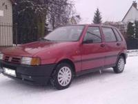 Witam do sprzedania posiadam ładne Uno 1,0 Fire ,
w bardzo dobrym stanie technicznym jak i wizualnym , nie po gnite ani dziurawe , zawieszenie nie wybite , silnik igła 88 tys. przebiegu .Auto czyste i zadbane jak na swoje lata .Świeżo wykupiona polisa OC
