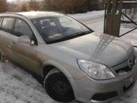 witam wszystkich zainteresowanych kupnem vectry
opel vectra c kombi, auto w najbogatszej wersji grudzień 2007/model 2008.
faktura VAT, kupujący zwolniony z opłaty podatku.
Auto ma wszystko co vectra mogła mieć oprócz: podgrzewanych foteli, skór /są bardzo