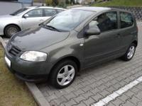 Witam na sprzedaż jest Volkswagen Fox TDI ,auto sprowadzone do kraju w 2009r jestem pierwszym właścicielem w kraju ,średnie spalanie od 4l do 5l. Auto w bardzo dobrym stanie wszystko jest sprawne i nie wymaga żadnego nakładu finansowego
wyposażenie:
-