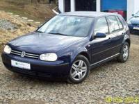 Witam do sprzedania super autko: Volkswagen GOLF IV z 2002r 1.9 TDI(101 KM),granat met.,autko jest 5-cio drzwiowe,sprowadzone z Niemiec,sprzedaję OPŁACONE gotowe do rejestracji w super stanie,bardzo dobrze wyposażone a min;
klimatyzacja,
komputer,