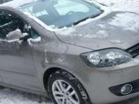 Auto kupione w polskich salonie w Łodzi październik 2011 r. Przebieg 12000 tys km. Wersja HIGHLINE 122 kM 6 biegów. Czujniki parkowania, klimatyzacja automatyczna, podgrzewane fotele i lusterka, tempomat. Zestaw głośnomówiący, immobilzer. W cenie komplet