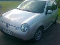 Witam mam do sprzedania VW LUPO 3L w bardzo dobrym stanie, rok produkcji 1999 wyposarzenie dwie poduszki powitrzne, ABS, regulowana kierownica, radio cd, podgrzewana tylnia szyba, rozkladana tylnia kanapa, felgi aluminiowe, skrzynia automatyczna samochud