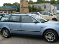 sprzedam VW Passat 1.9 TDI
cena 10.800 przygotowany do rejestracji
kolor błękitny
rok produkcji: 1998,
przebieg 330.000
Moc: 110 KM,
klimatyzacja
automat
el.szyby i lusterka
podgrzewne fotele
komputer pokładowy