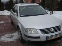 Witam posiadam do sprzedania VW PASSAT z 2002 roku, data pierwszej rejestracji 2003r., 1,9 tdi 130 km Auto w stanie bardzo dobrym,jestem właścicielem od 4 lat. Pojazd wyposażony jest w 4 poduszki pow., ABS, automatyczną skrzynie biegów ,el.szyby,lusterka