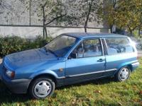 Witam, mam do sprzedania VOLKSWAGEN POLO FOX KOMBI 1992r. Auto mimo swojego wieku spisuje się bardzo dobrze. Ekonomiczne, tanie w eksploatacji, idealne na dojazdy do pracy. Dorzucam komplet opon zimowych. Przegląd i ubezpieczenie OC do sierpnia 2013