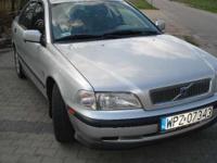 volvo s40, pól skóra ,aluminiowe felgi,pełna elektryka,oc do lipiec 2013, przegląd sierpień 2013..