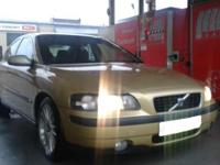 Volvo S60, 2001 rok, 2.0T, 180KM, 137000 mil --ANGLIK--
Wyposażenie:
- 8 x AIR BAG,
- ABS,
- ASR,
- wspomaganie kierownicy,
- 4 x el. szyby,
- el. i podgrzewane lusterka,
- klimatronik,
- czarna skórzana tapicerka,
- podgrzewane fotele,
- komputer