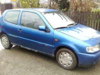 mam do sprzedania vw polo 6n 1,4 1996 rok
auto posiada oc do czerwca 2013
brak przeglądu skoczył sie w pażdzierniku
w aucie do zrobienia jest sprzęgło bo ślizga ale da się jeszcze jechać ,skorodowane są progi i podłoga
auto posiada szerokie zderzaki.