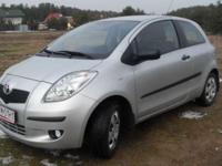 OFERTA PRYWATNA!!!
Sprzedam Toyotę Yaris II, 1.0, 2006, 48300km., elektryczne szyby, elektryczne lusterka, wspomaganie kierownicy, autoalarm, klimatyzacja, I właściciel, serwisowana, bezwypadkowa, srebrny metalik, 3-drzwiowa, polski salon, dwa komplety