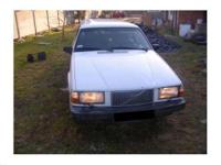 Zacisk hamulcowy 740 tylny lewy lub prawy 940 Volvo 1992 2.0 benzyna Kombi, 1992r., 30 dniowa gwarancja rozruchowa, przebieg 250tys. km Auto jest białe z podgrzewanymi fotelami. Posiadam wszystkie części do tego auta oprócz podłokietnika, dwóch felg